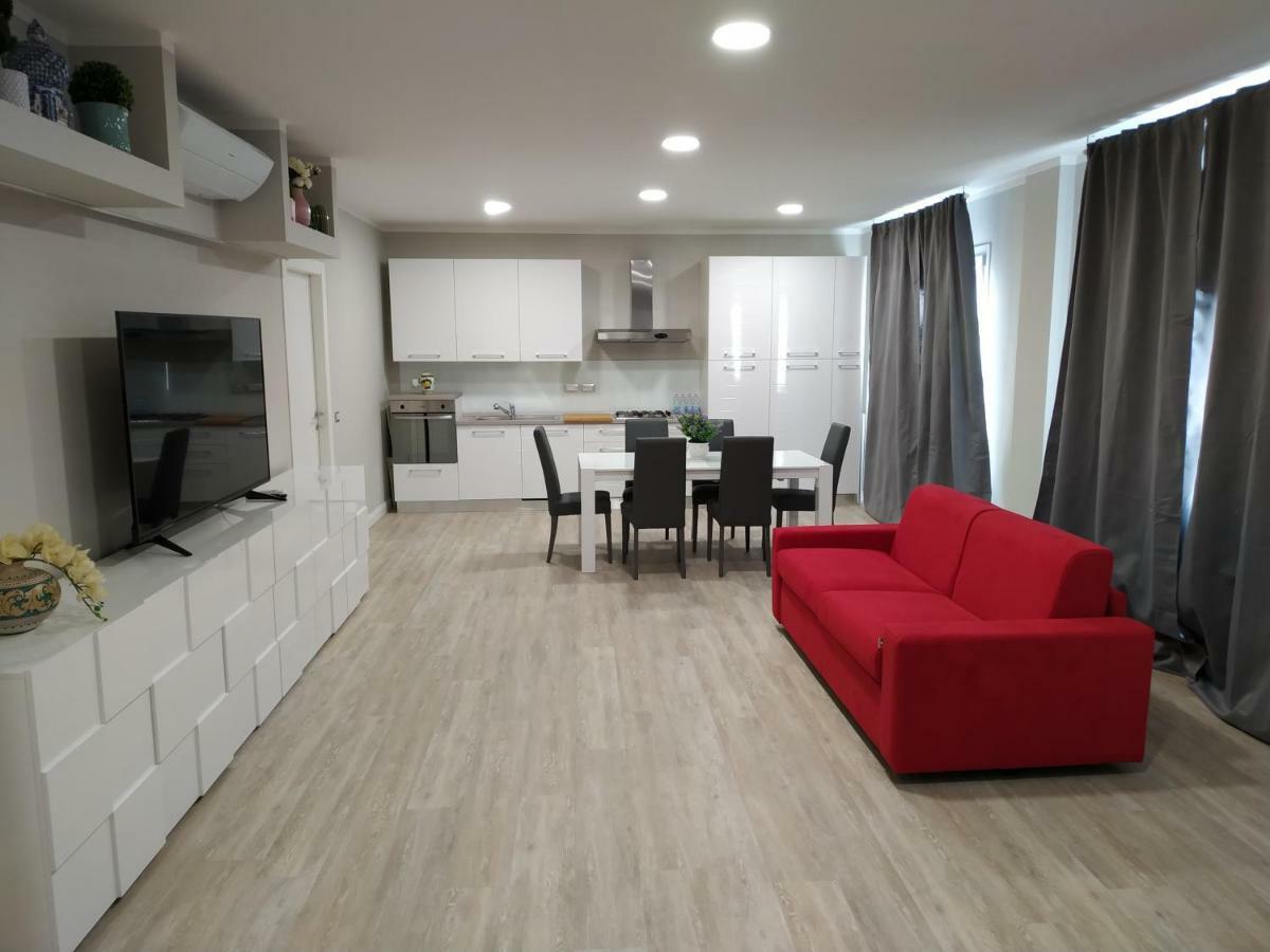 Guest House Foligno Porta Romana ภายนอก รูปภาพ